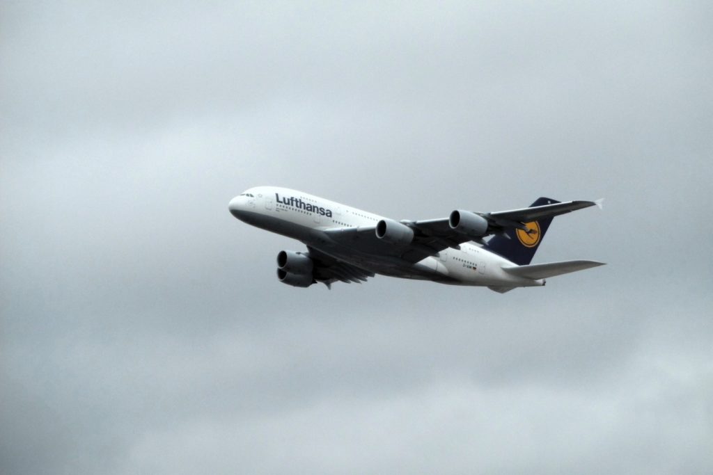 Am Aussichtspunkt Nord habe ich einen A380 der Lufthansa im Landeanflug fotografieren können.