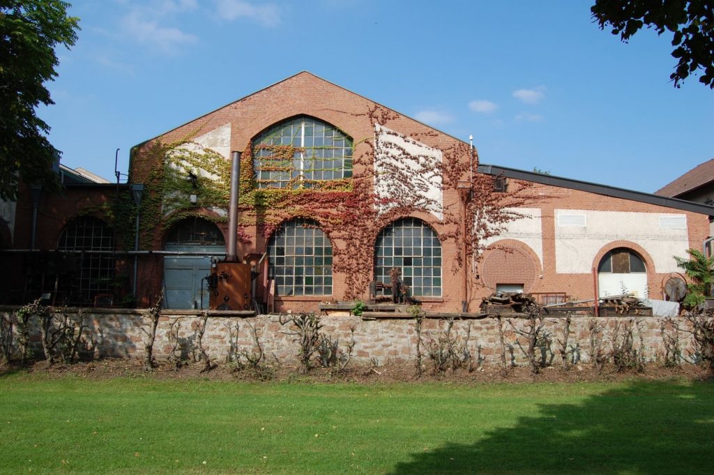 Das Foto zeigt die Außenansicht des Museums Großauheim.