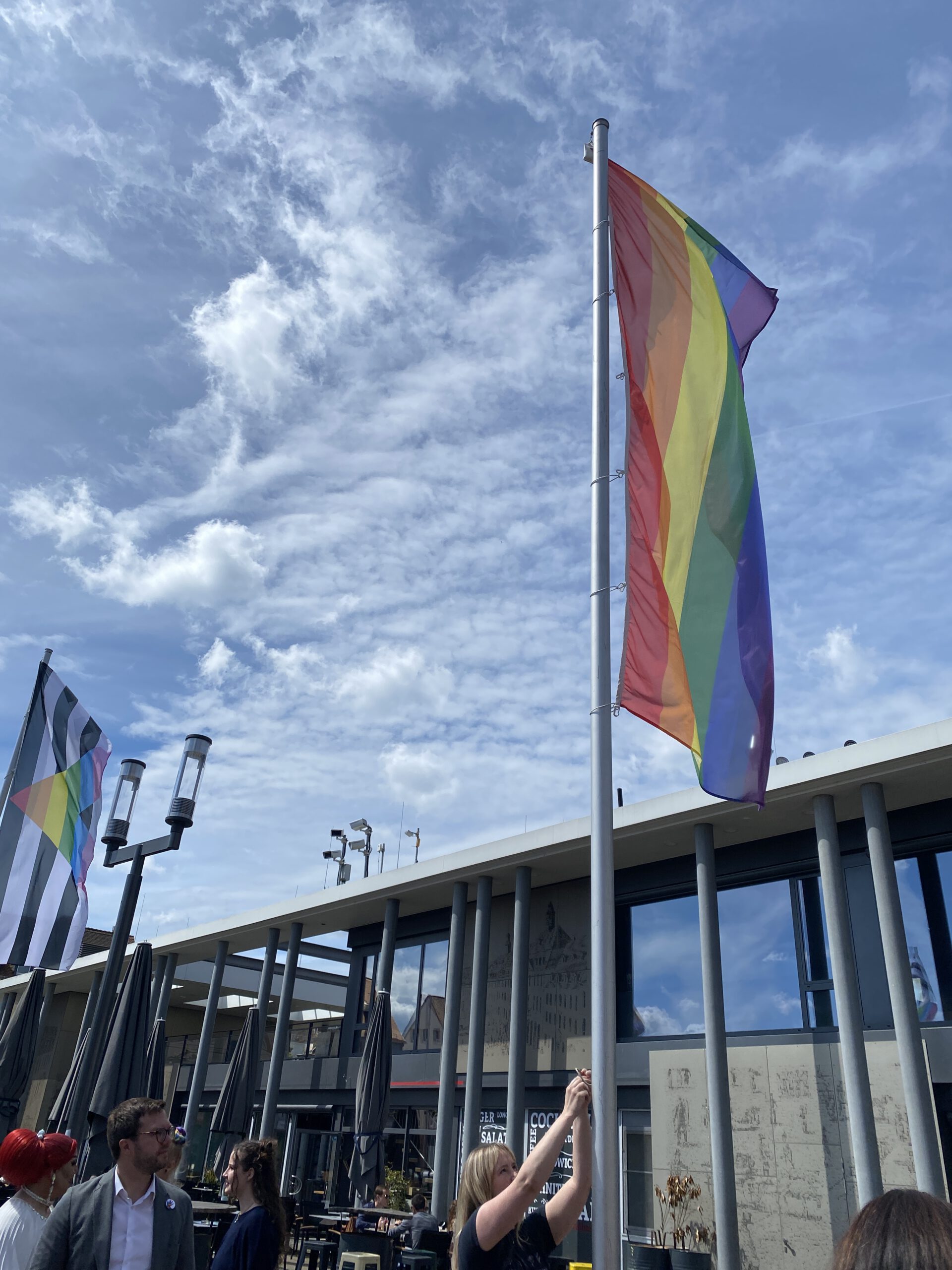 Die bunte Regenbogenflagge