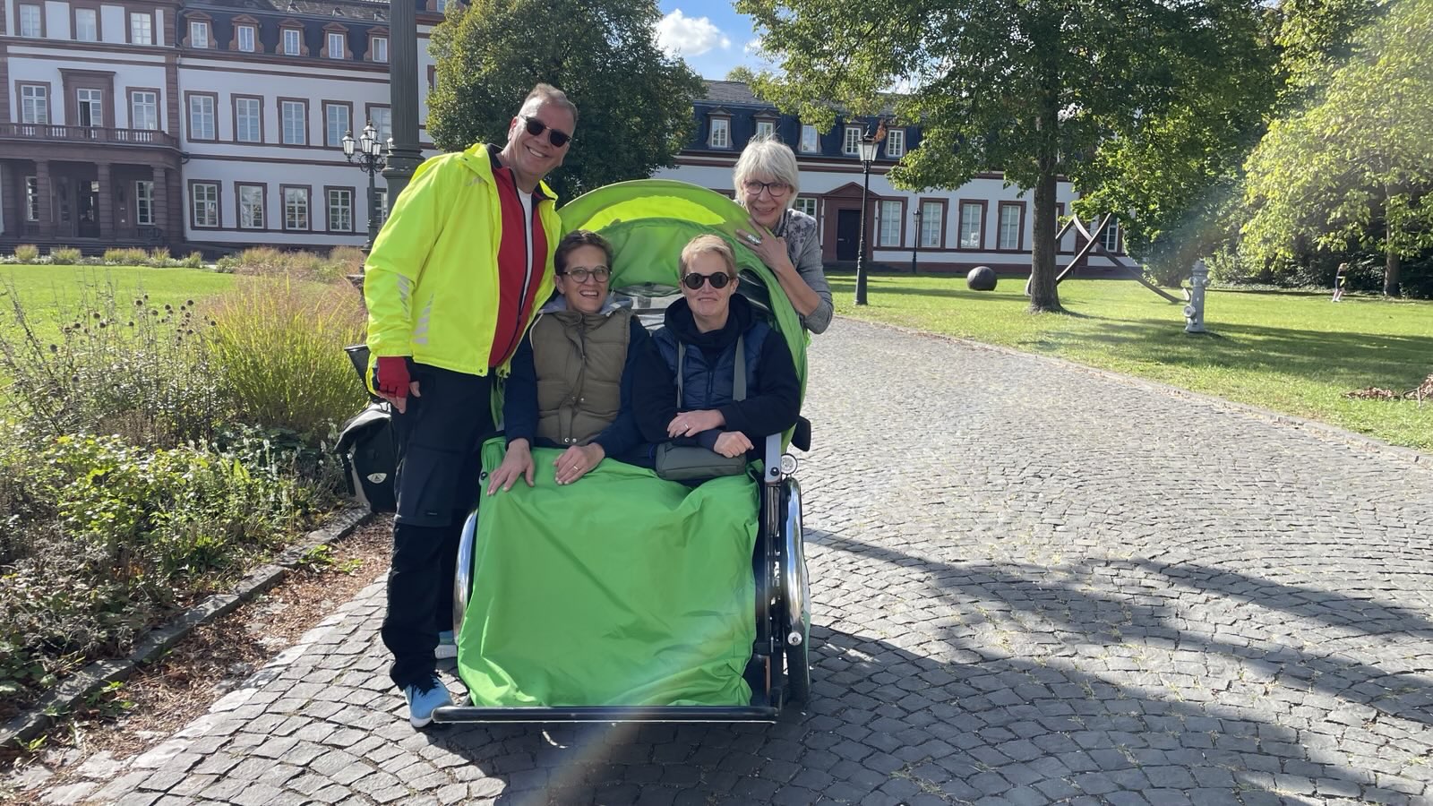 Eine besondere Rikschafahrt durch Hanau