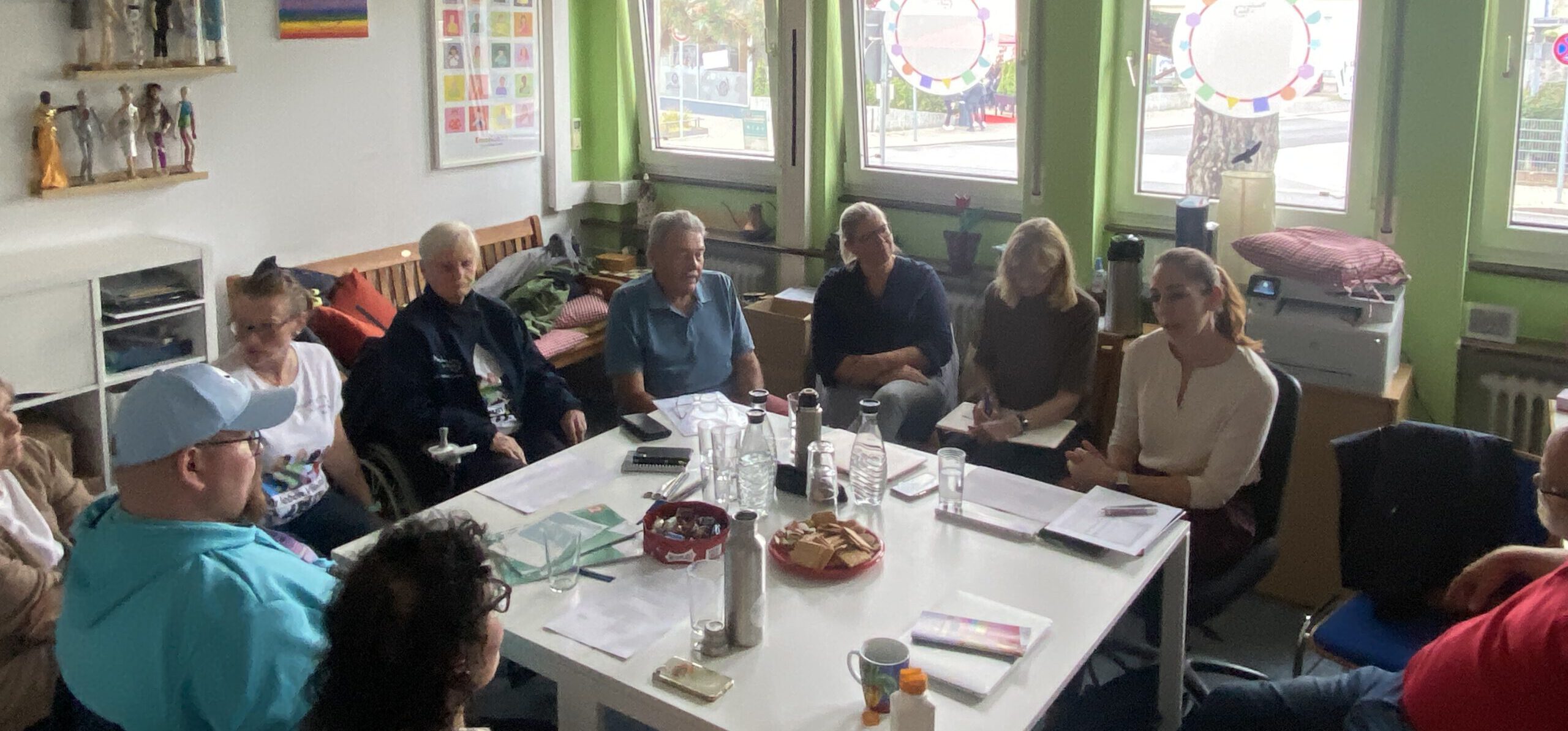 Checker-Team im Austausch mit Stadträtin Hemsley – Gemeinsam für mehr Barrierefreiheit in Hanau