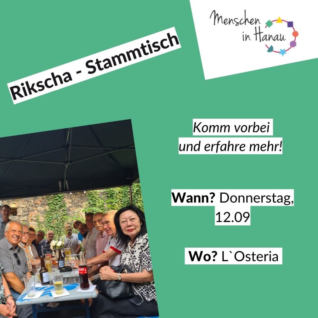 Auf grünen Hintergrund wir für den Rikscha-Stammtisch am 12.09 geworben. Link in der Ecke ist ein Bild das viele Menschen um einen Tisch sitzend zeigt.