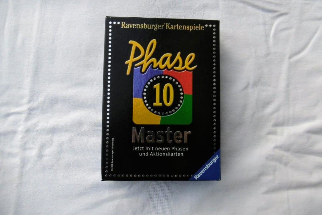 Der Karton vom Spiel Phase 10 Master