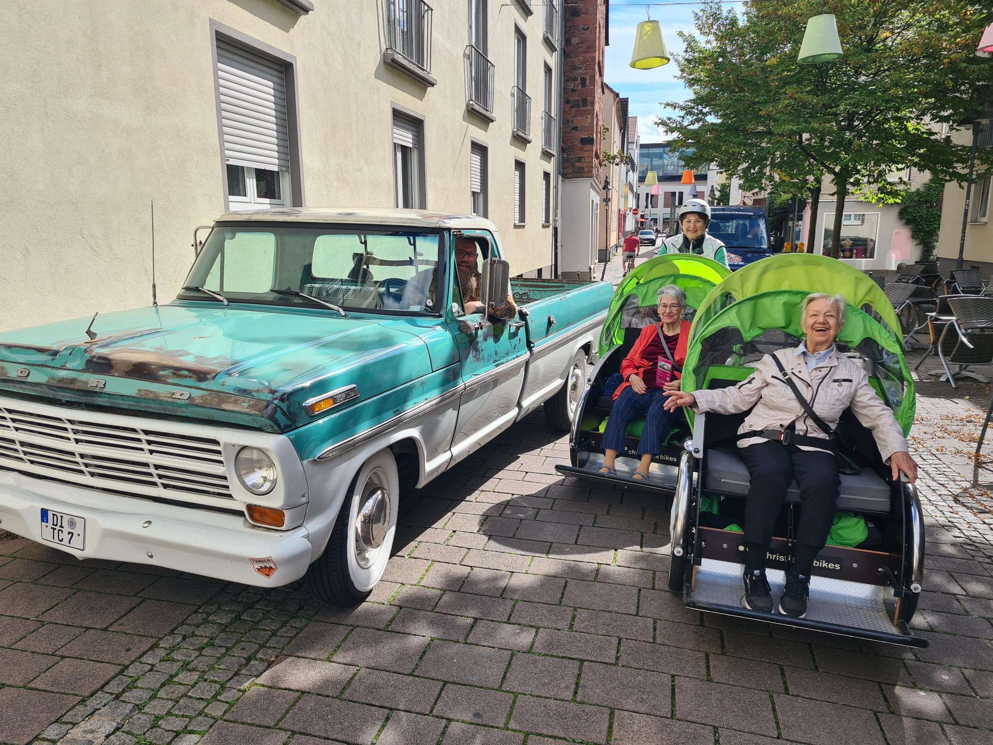 Rikscha-Saisonabschluss 2025 – Mit Rückenwind durch ein bewegtes Jahr